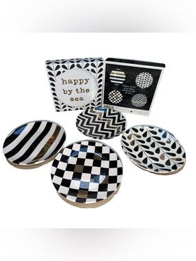 Macy's Designer Set of 4 Dessert Plate 6' Embellished with 14k Gold Boxed